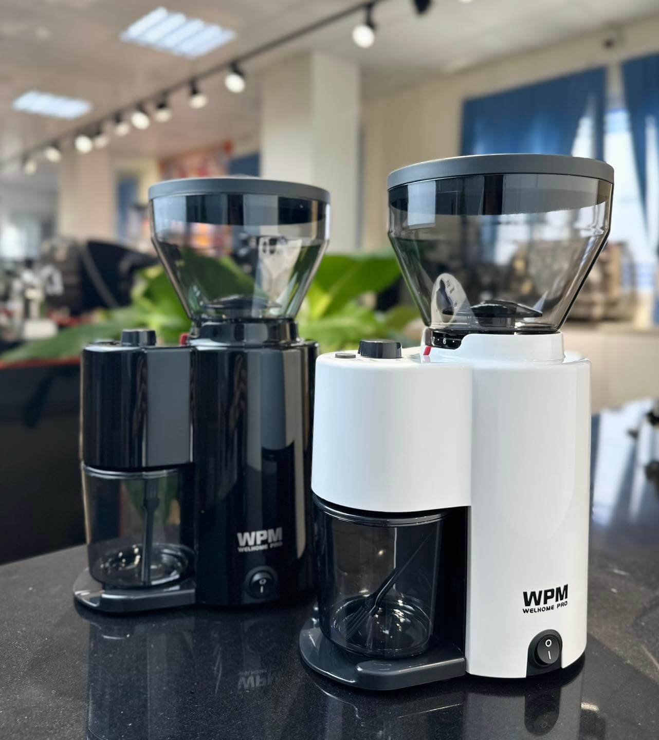 Review WPM ZD 10T – Máy xay cafe mini gia đình “dễ mua – dễ dùng – dễ hài lòng” cho người mới bắt đầu