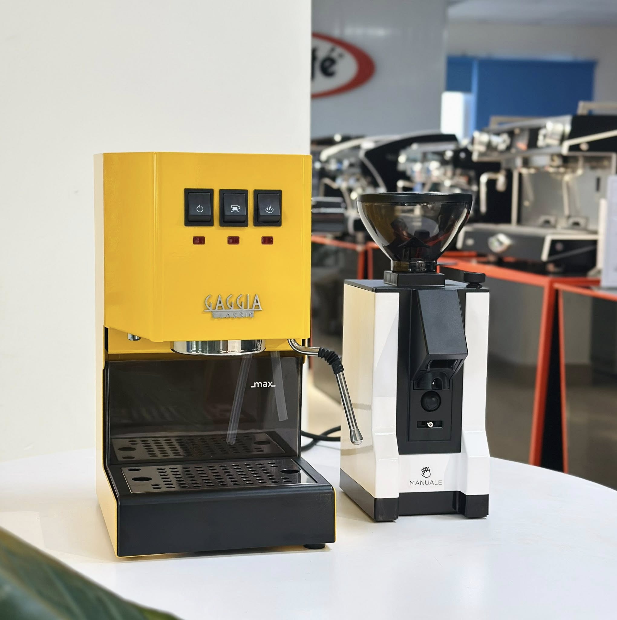 Gaggia Classic E24 và Eureka Mignon Manuale 3